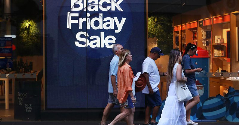 Trump Bump: Black Friday spending soars as 2025 poised to be first quarter trillion dollar season