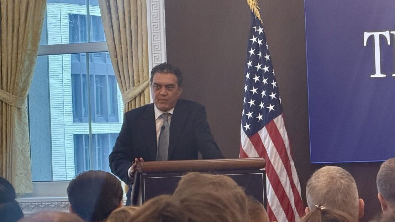 Drone companies, admin leaders meet for first White House 'Drone Dominance' meeting - Breaking Defense
