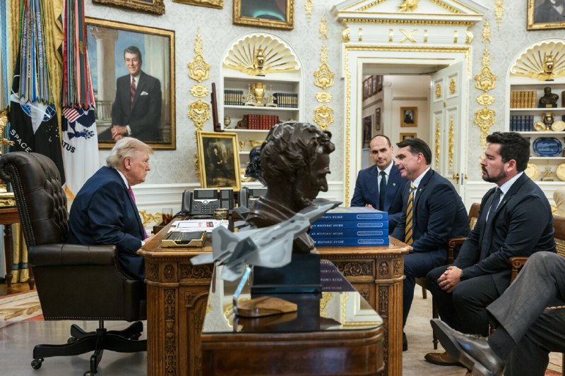 It was very nice having Flávio Bolsonaro in the Oval Office of the White House — A smart young man who loves his Country, Brazil, very much! President DONALD J. TRUMP2026-06-02 17:34 UTCLinkIt was very nice having Flávio Bolsonaro in the Oval Office of the White House — A smart young man who loves his Country, Brazil, very much! President DONALD J. TRUMP2026-06-02 17:34 UTCLink