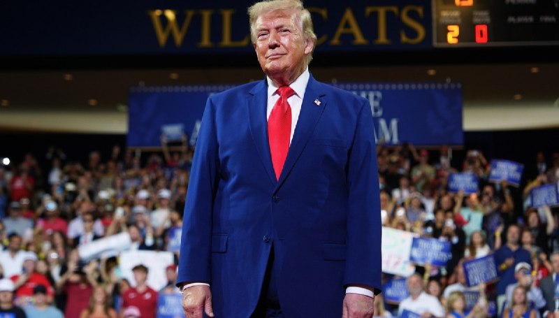 Trump says that 'with communism, everything turns to s***'
